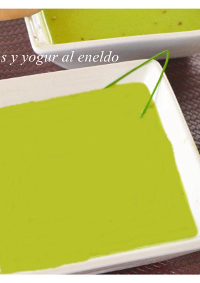 Una foto de Sopa fría de pepino. (Thermomix)