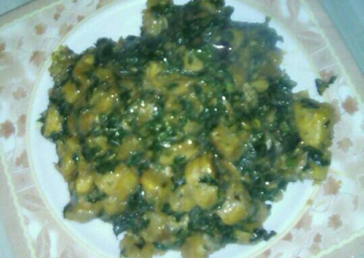 Unripe plantain and vegetables porridge