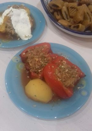 O poză a rețetei Ardei umpluți la cuptor.