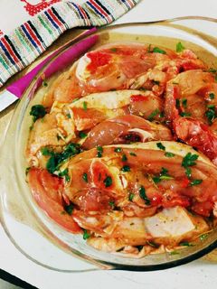 Una foto de Pollo adobado para barbacoa!!