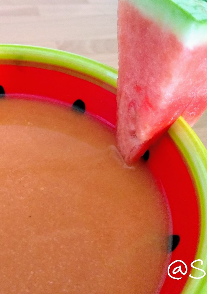Una foto de 16. 🍉Gazpacho de sandía. 🍅