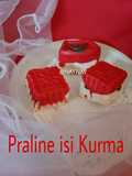 Praline Merah Putih isi Kurma