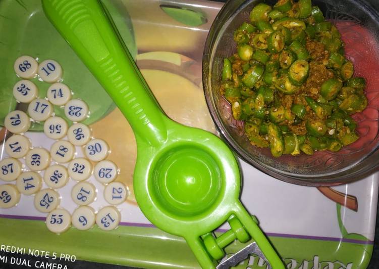 Chopped green chilli achari