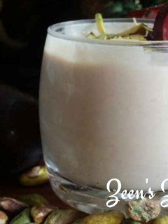 A picture of Plum Pistachio Shrikhand.