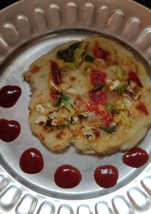 A picture of Suji uttapam.