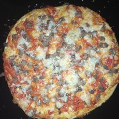 A picture of Beef pizza.