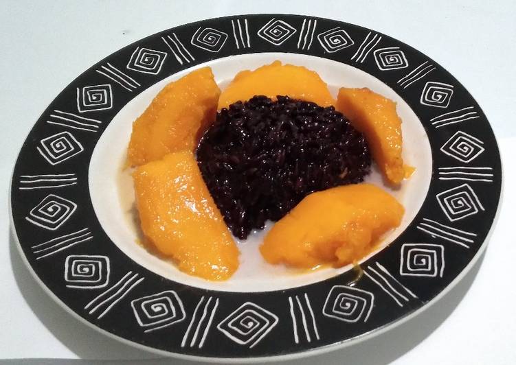 Resep Bubur ketan hitam susu almond mangga yang Lezat Sekali