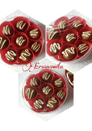 Foto resep CHOCOLATE COOKIES with WHITE CHOCOLATE DRIZZLE