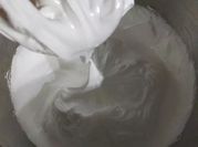 Una foto de merengue fácil y rápida