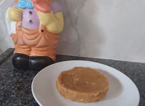 Una foto de Brunost (queso marrón) "a la uruguaya" 😂