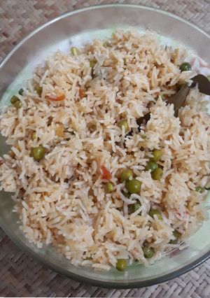 A picture of Peas Rice.