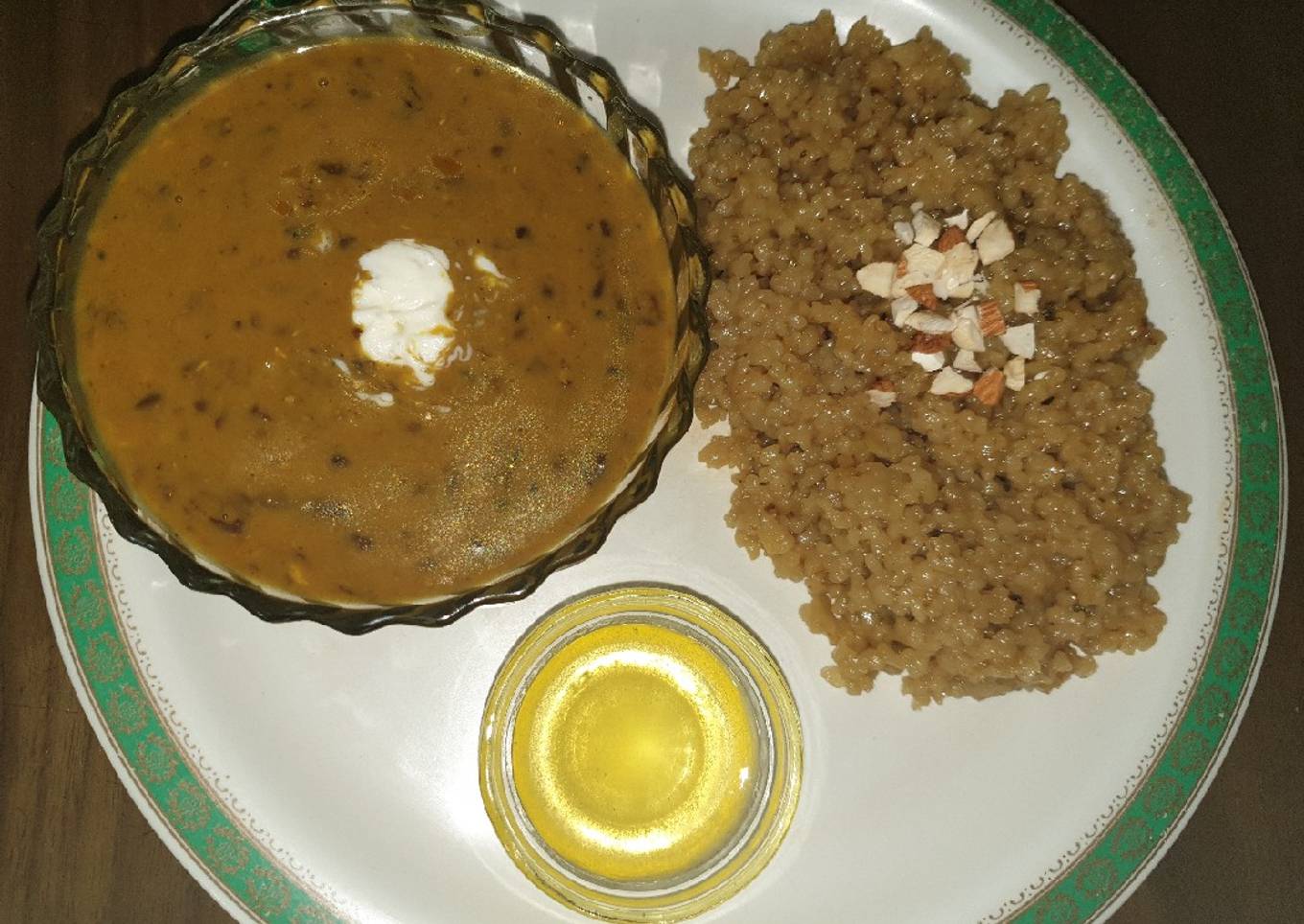 Dal makhani with lapsi