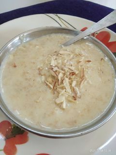 रबड़ी (rabri recipe in Hindi) रेसिपी मुख्य फोटो