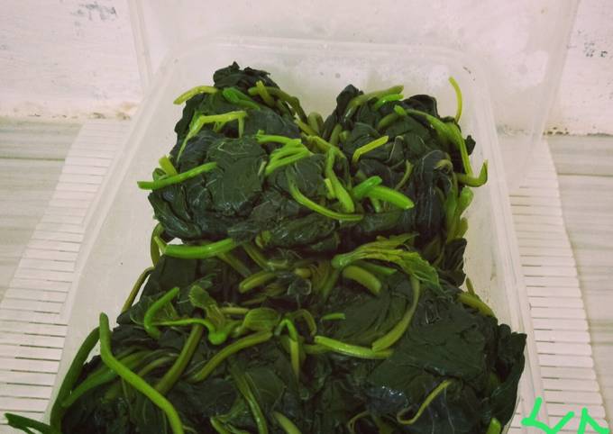 Resep Frozen spinach (bayam beku) Anti Gagal