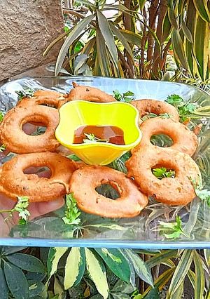 A picture of Donut pakoray.