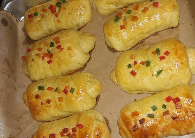 Chocho roll breads with succades