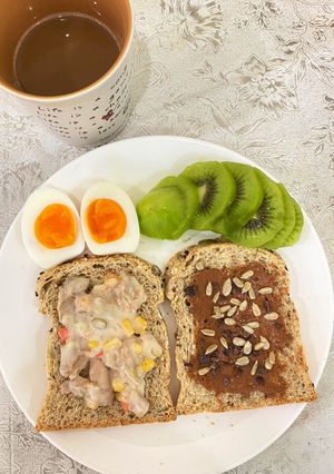 A picture of Healthy breakfast toast.