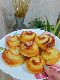 عکسی از دستور رول نارگیلی 😋😍