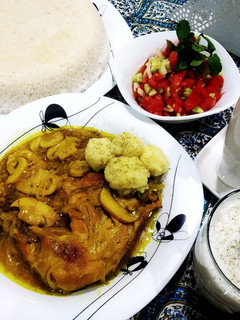 عکسی از دستور خورشت مرغ ذغالی