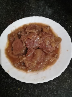 Una foto de Solomillo ibérico en salsa de cebolla con almendras en la olla gm g