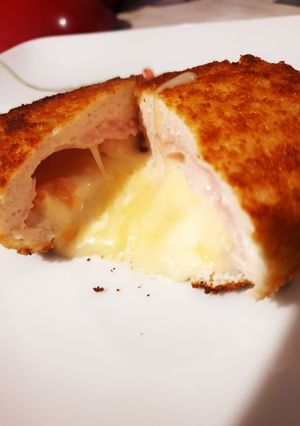 Une photo de Médaillons de poulet au maroilles ou au cheddar