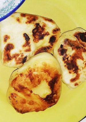 Une photo de Cheese naans de la flemme