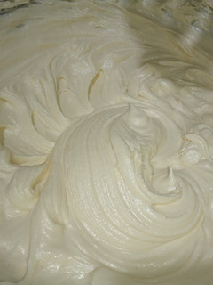 Una foto de Buttercream de armiño (Ermine frosting)