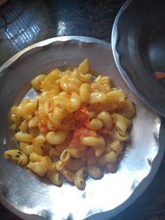वेज मैकरॉनी (veg macaroni recipe in Hindi) रेसिपी मुख्य फोटो