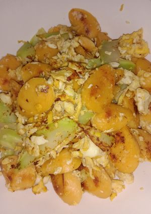รูปของ ฮอทดอกคั่วไข่ | Roasted Hot Dogs with Scrambled Eggs