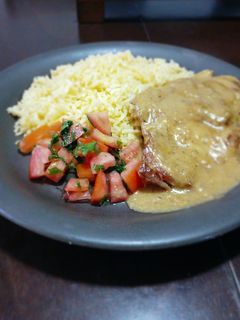 Una foto de Filete de pierna de cerdo con salsa de Cebolla y mostaza 👩🍳