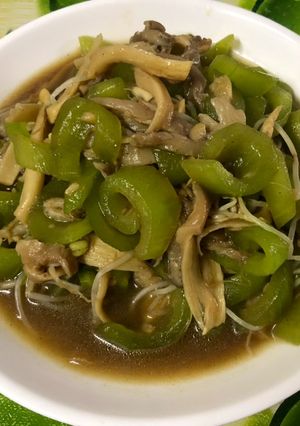 Hình của món Mướp xào nấm, giá.