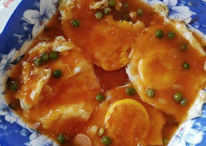 Telur ceplok saus asam manis ala fuyunghai