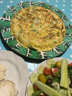 Una foto de Cena con verduras del hortet