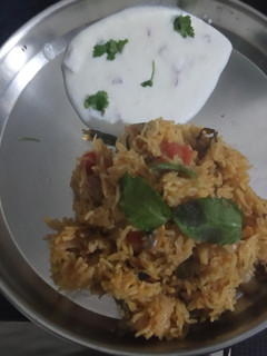 காளான் பிரயாணி (kaalan biriyani recipe in Tamil) செய்முறை முக்கிய புகைப்படம்