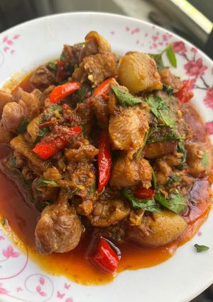 รูปของ ผัดเผ็ดไก่เหนียว