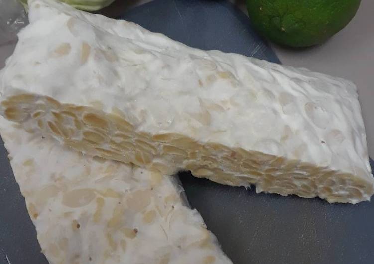 Bagaimana Menyiapkan Tempe homemade, Enak