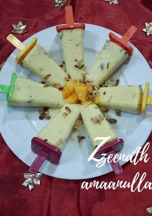 A picture of Mango Kulfis.