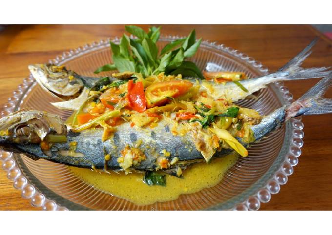 Ikan bumbu woku