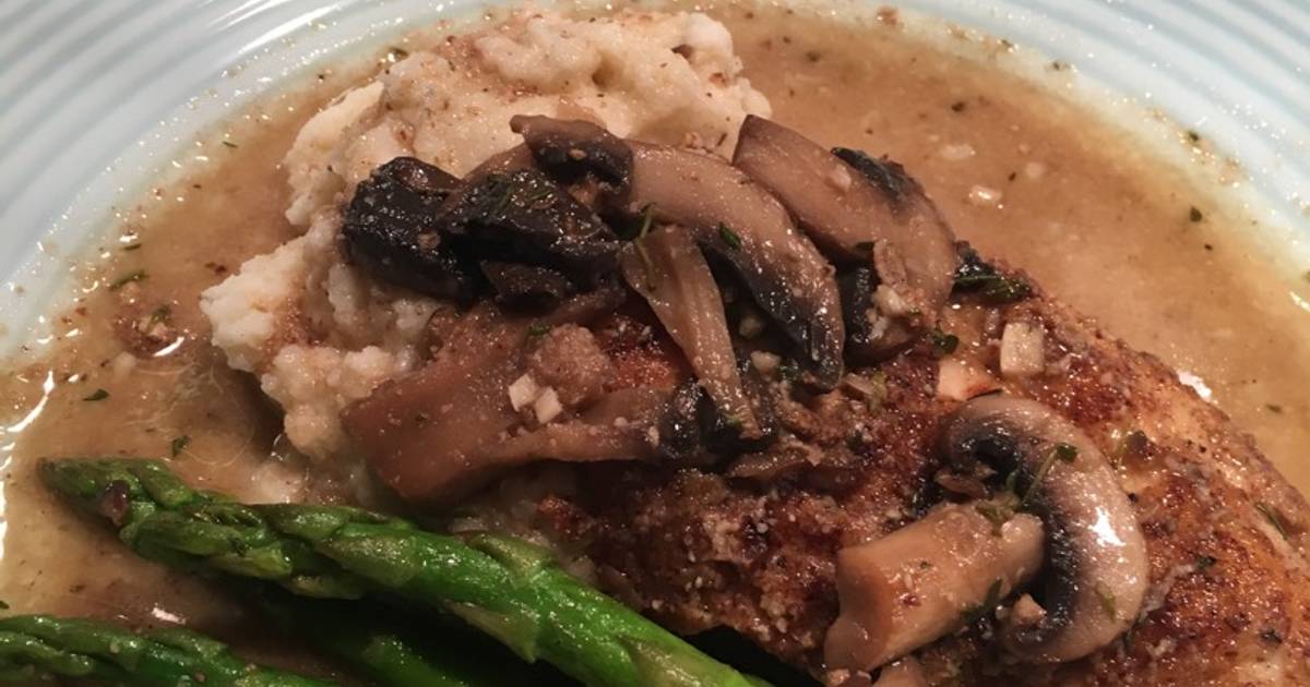 Healthy Chicken Marsala with Cauliflower Mash