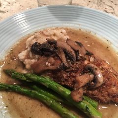 A picture of Healthy Chicken Marsala with Cauliflower Mash.