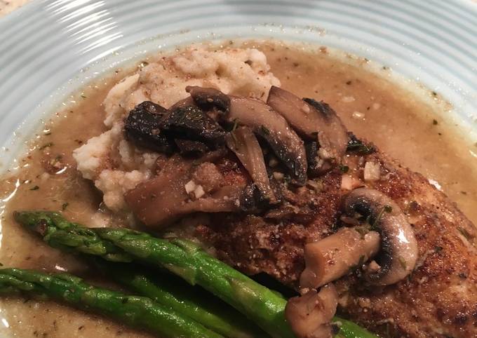 Healthy Chicken Marsala with Cauliflower Mash