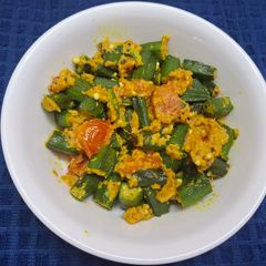 A picture of Bhindi with Sesame Seeds Paste or Tilottoma Bhindi.