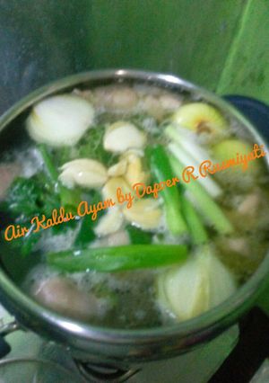 Foto resep Air Kaldu Ayam #ketopad