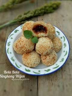 Foto resep Bola Bola Singkong Wijen