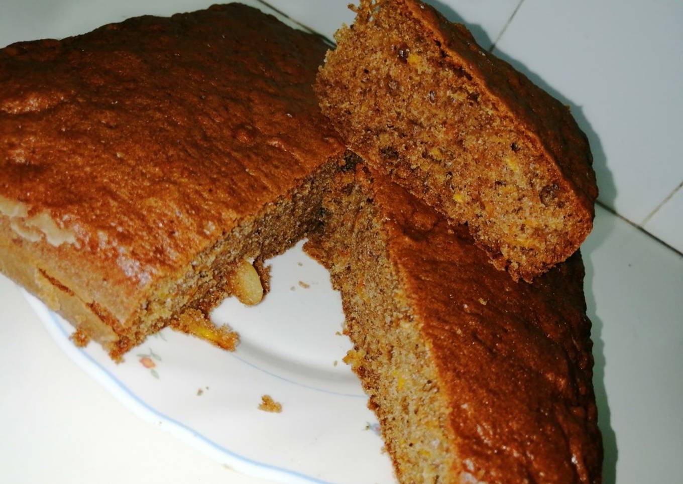 Rich carrot cake