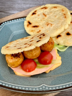 Una foto de 🇻🇪 AREPAS (Venezuela)