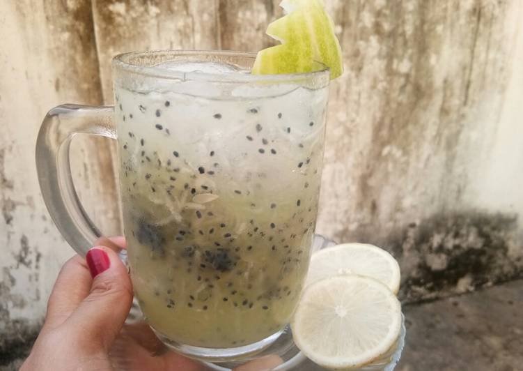 Resep Es timun selasih yang Bisa Manjain Lidah