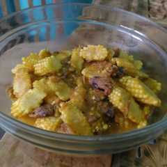 A picture of Tumis Cumi Asin with Baby corn.