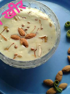 लौकी की खीर (Lauki ki kheer recipe in hindi) रेसिपी मुख्य फोटो