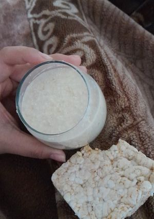 Una foto de Licuado de manzana verde y avena♡